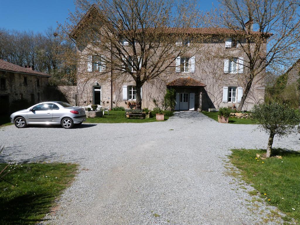 مبيت وإفطار Berneuil  Le Domaine De Panissac المظهر الخارجي الصورة