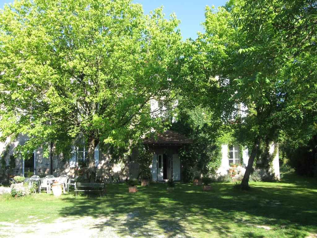 مبيت وإفطار Berneuil  Le Domaine De Panissac المظهر الخارجي الصورة