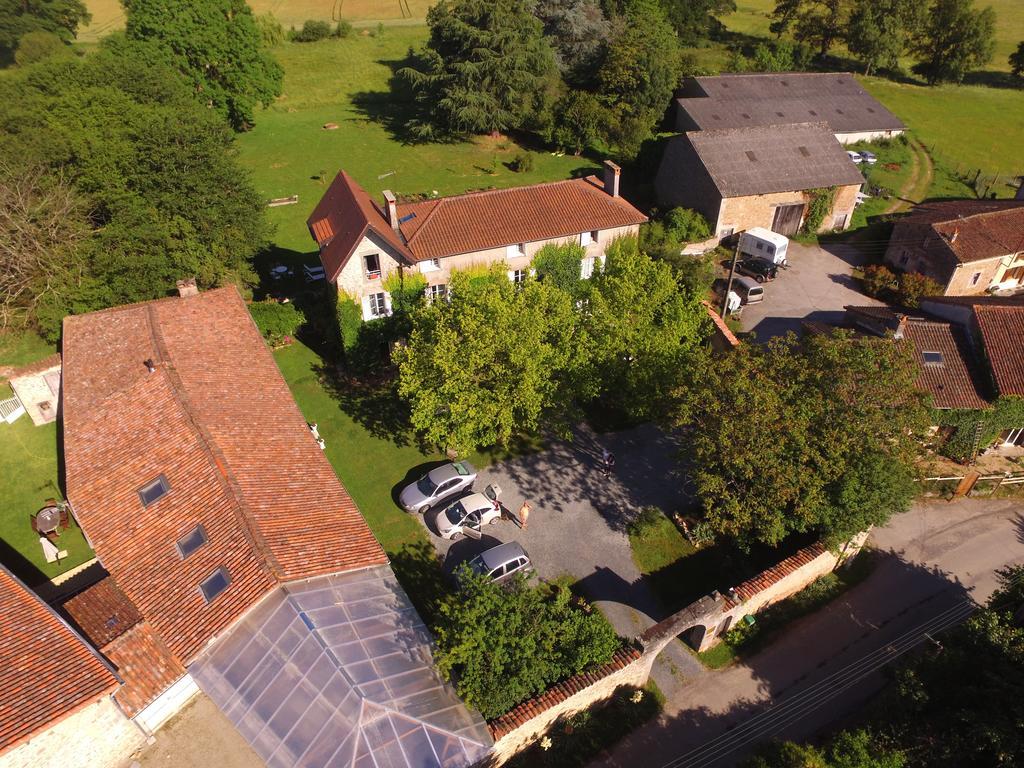 مبيت وإفطار Berneuil  Le Domaine De Panissac المظهر الخارجي الصورة