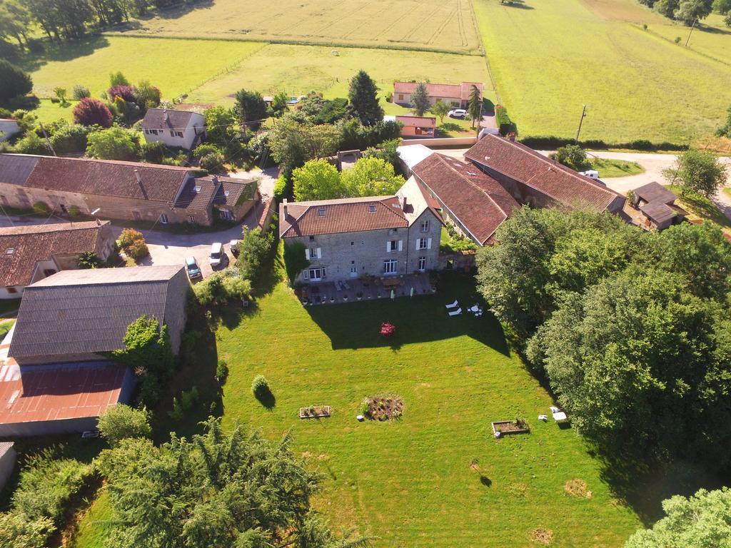 مبيت وإفطار Berneuil  Le Domaine De Panissac المظهر الخارجي الصورة